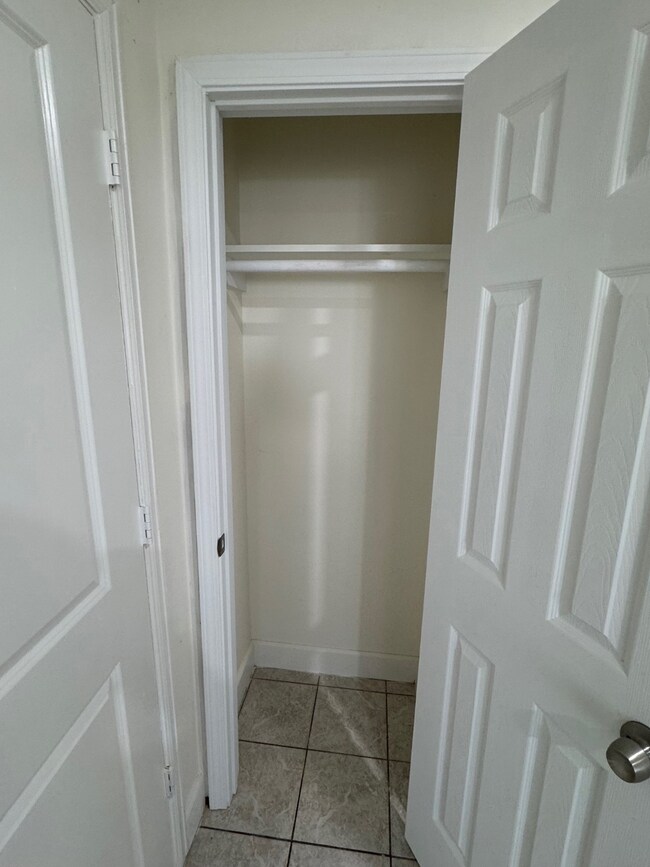 10134 Kirkglen Dr unit 1, Houston, TX 77089 - photo 7