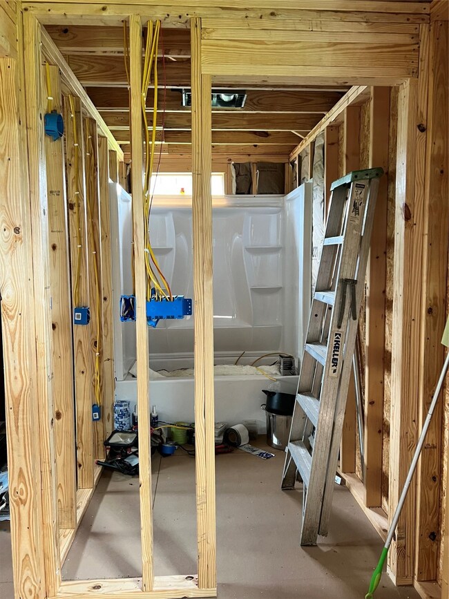 2509 3rd St, Bay City, TX 77414 - photo 7