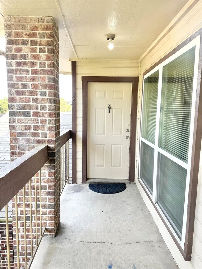 5029 Winder Ct unit C, North Richland Hills, TX 76180 - photo 2