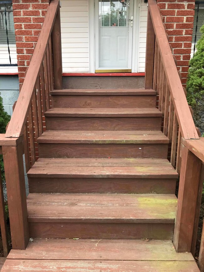 606 Orleans St, Johnson City, TN 37601 - photo 7