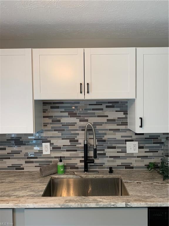 Farm style xlarge sink w sprayer