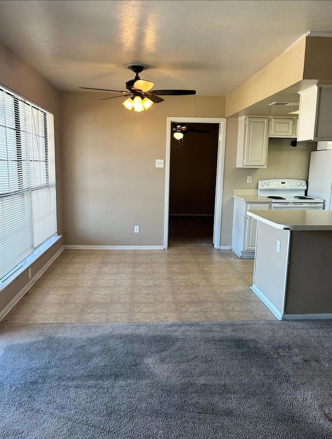 Dining area just off of kitchen.