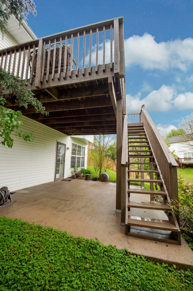 607 Oak Leaf Ct (61)