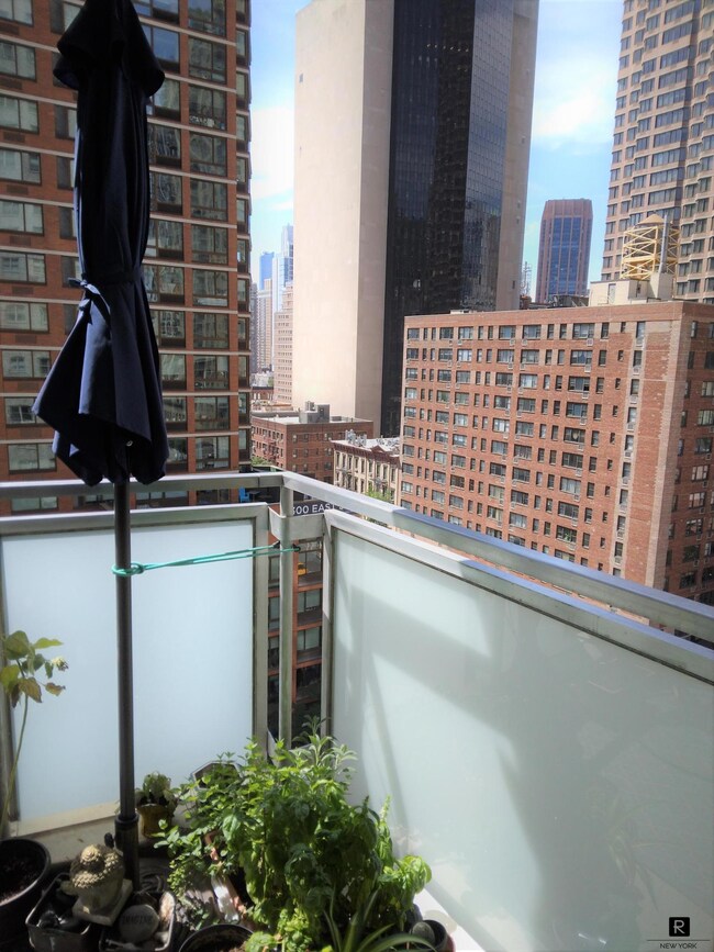 The Churchill unit 11N, New York, NY 10016 - photo 7