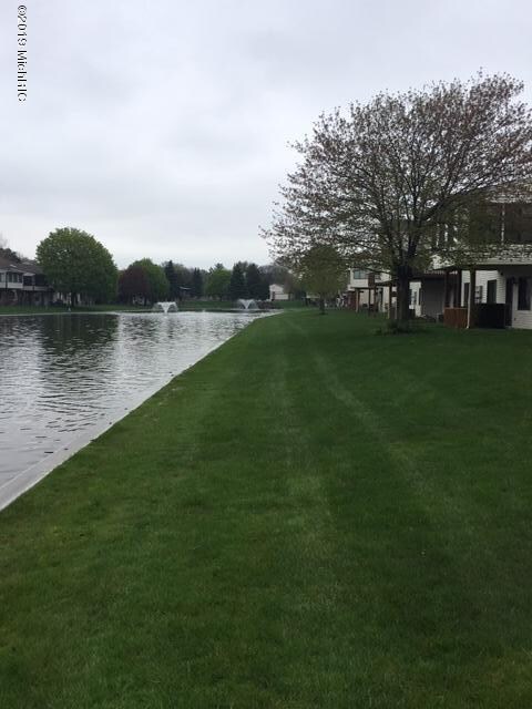 961 Bayou Dr SW unit 153, Byron Center, MI 49315 - photo 5