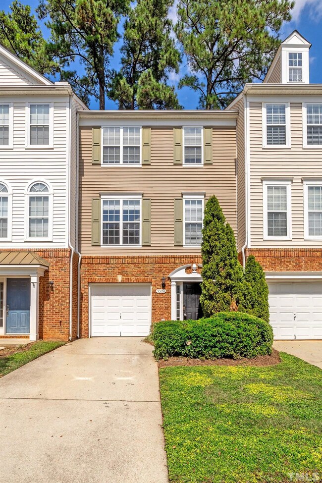 5524 Red Robin Rd, Raleigh, NC 27613 - photo 2