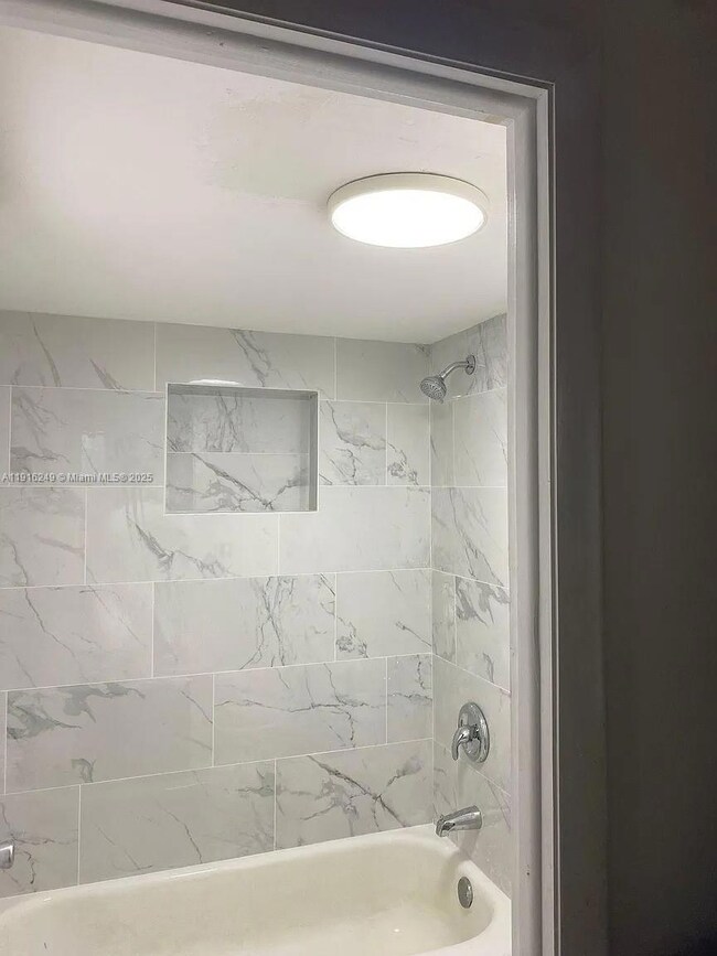 Wilshire Condominium unit 820W, Miami, FL 33179 - photo 2