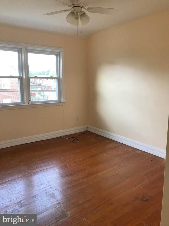 1742 White Oak Ave, Parkville, MD 21234 - photo 7