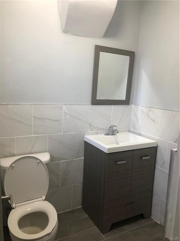 719 S 5th St, Allentown, PA 18103 - photo 7