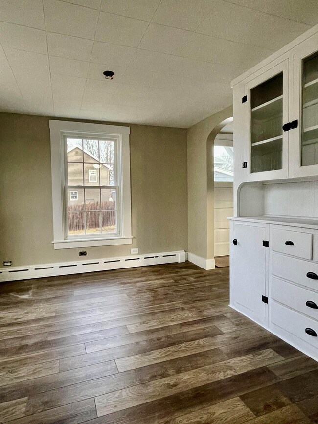 15 Whitten St, Allenstown, NH 03275 - photo 5