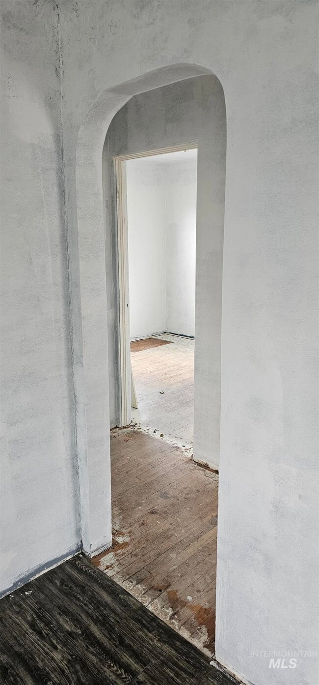 615 S Diamond St, Nampa, ID 83686 - photo 6