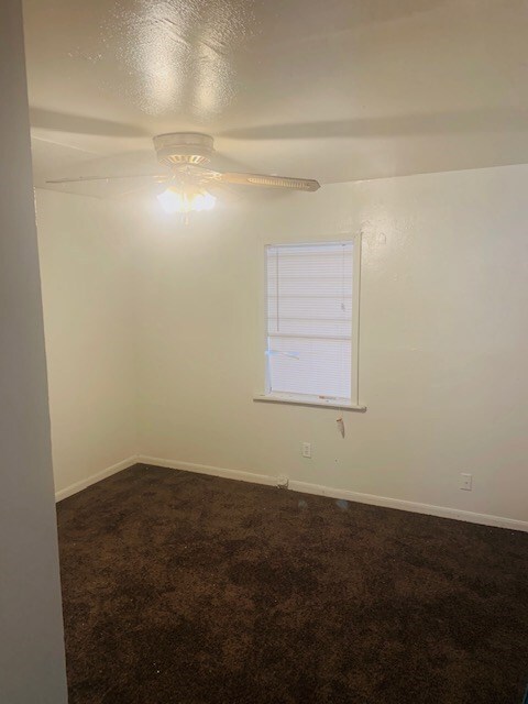 831 W Rittenhouse Rd, Houston, TX 77091 - photo 3