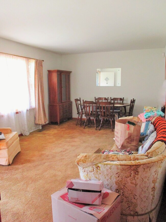 305 Walker St, Manchester, TN 37355 - photo 3