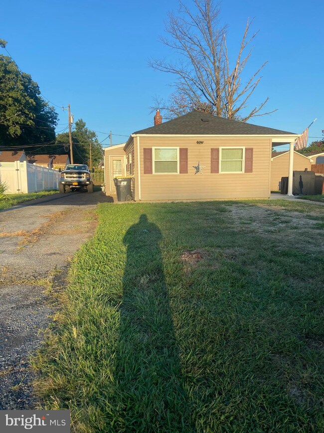 903 Centerville Rd, Wilmington, DE 19804 - photo 2