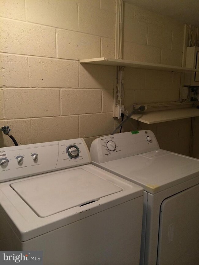 8581 Pioneer Dr, Severn, MD 21144 - photo 3