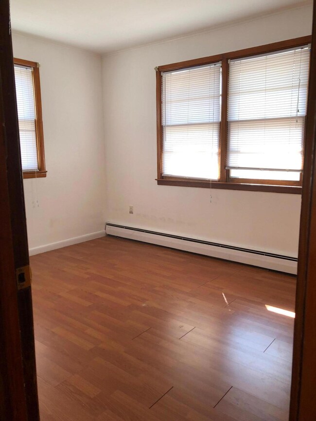 815 Narragansette Ave unit B, Ocean Gate, NJ 08740 - photo 4