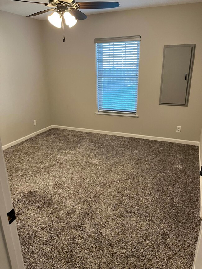 1806 2nd Ave, Council Bluffs, IA 51501 - photo 6