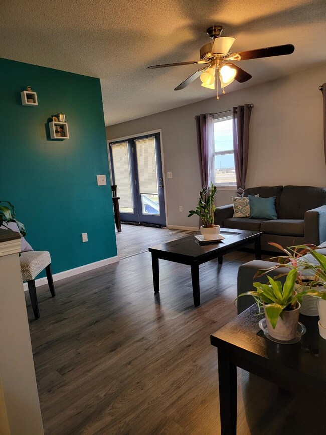 524 S Longbranch Dr, Maize, KS 67101 - photo 3