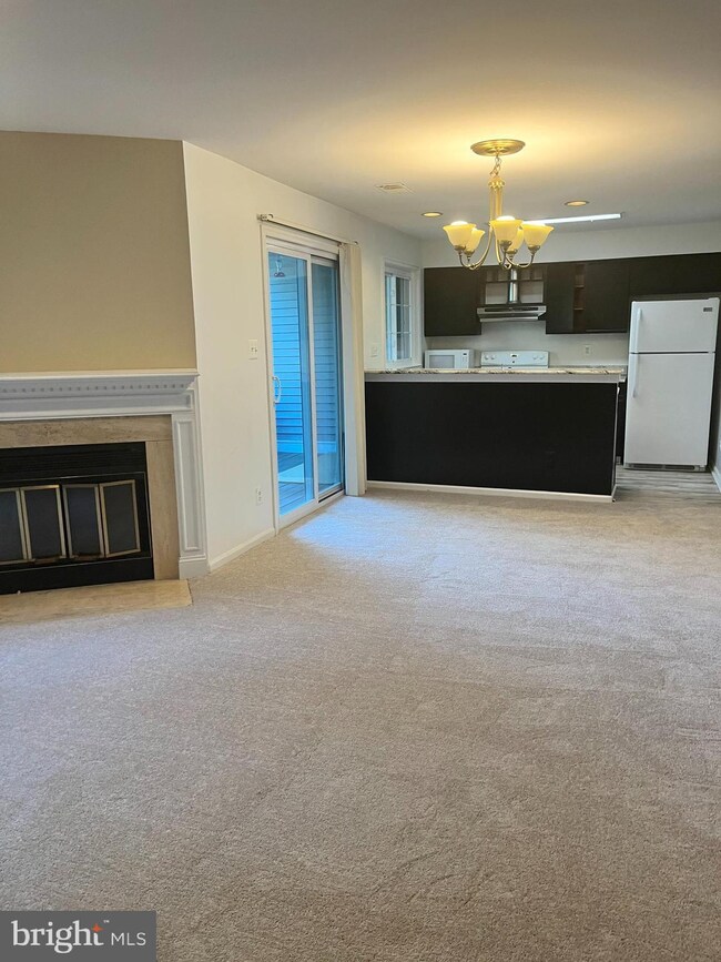 12920B Grays Pointe Rd unit 12920B, Fairfax, VA 22033 - photo 5