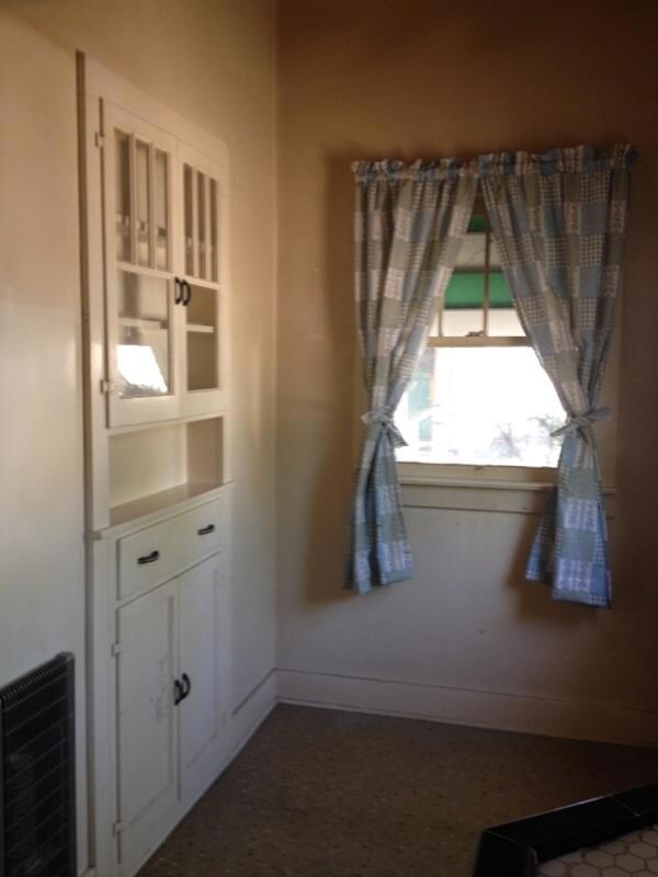 1206 Olive Ave, Redding, CA 96001 - photo 6