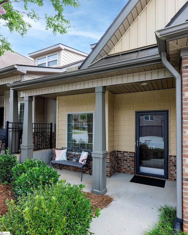 822 Asheton Commons Ln, Simpsonville, SC 29681 - photo 3