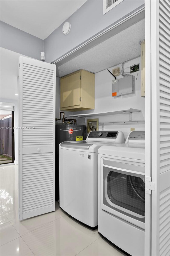 15000 SW 49th Ln unit C114, Miami, FL 33185 - photo 7