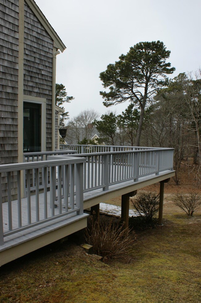 4.Side View