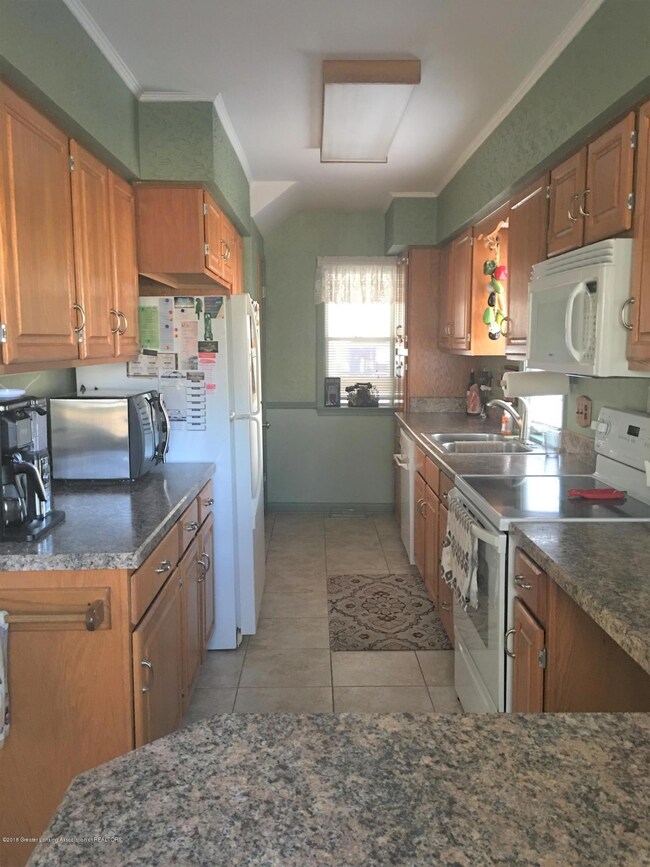 3718 West St, Lansing, MI 48917 - photo 6