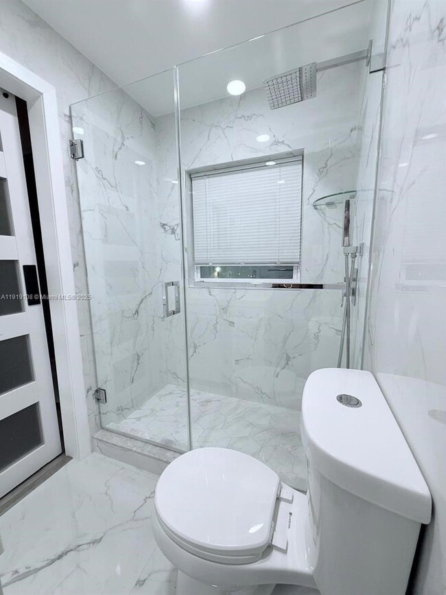 6600 W 2nd Ct unit B21, Hialeah, FL 33012 - photo 2