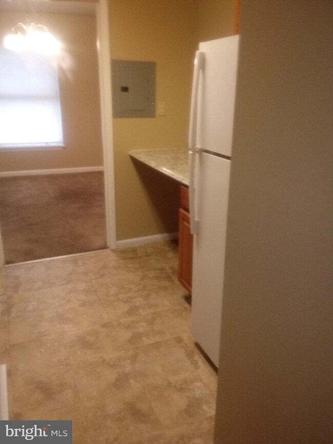 3803 Saint Barnabas Rd unit 204, Suitland, MD 20746 - photo 4