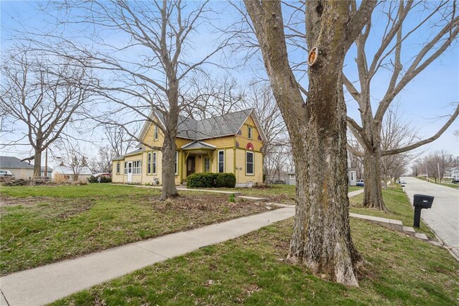 307 W Main St, Lisbon, IA 52253 | MLS# 2402114 | Homes.com