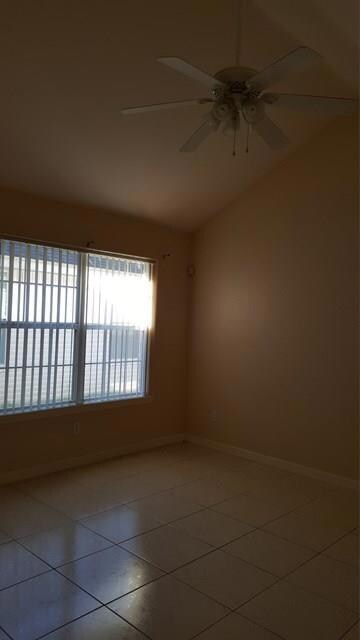 1702 Tierra Dulce Dr, Edinburg, TX 78539 - photo 4