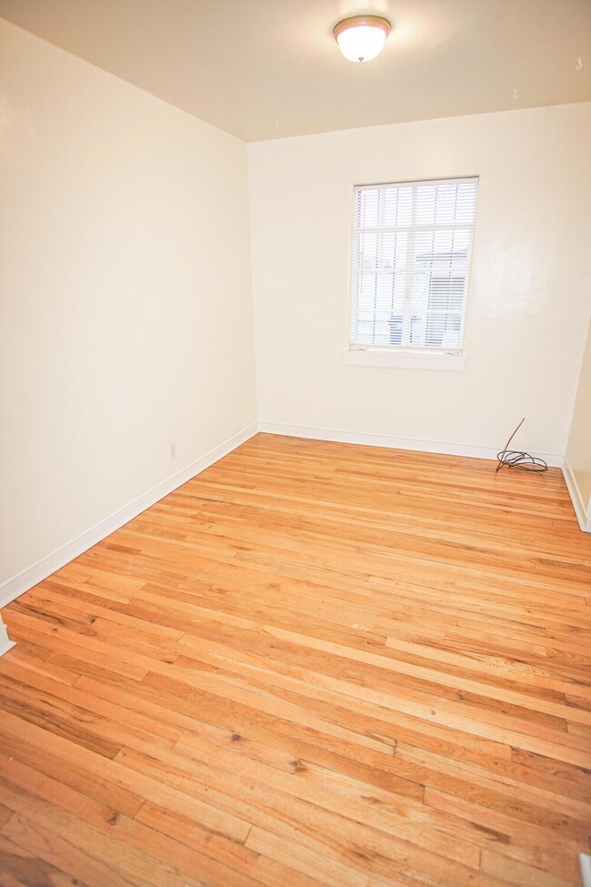 3420 Morehead Ave unit Front Unit, El Paso, TX 79930 - photo 4