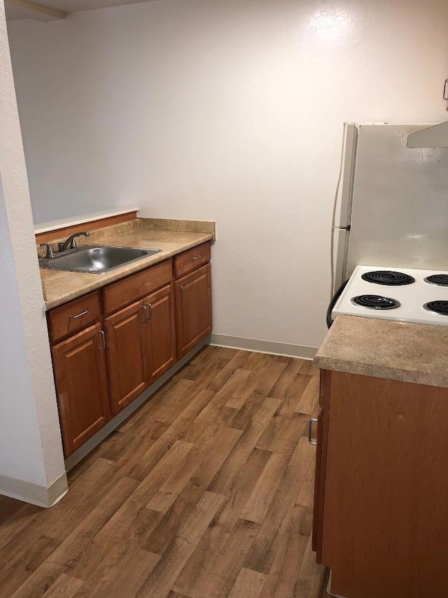 919 Capitola Ave unit 8, Capitola, CA 95010 - photo 3