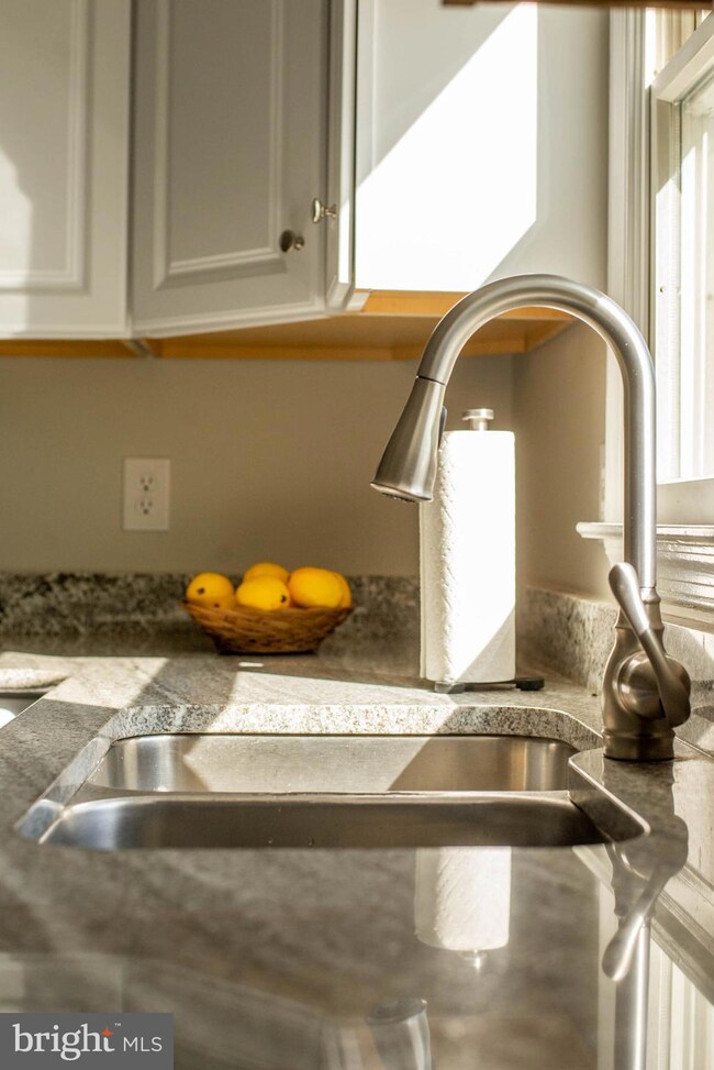 1 Oakbrook Ct, Stafford, VA 22554 - photo 6