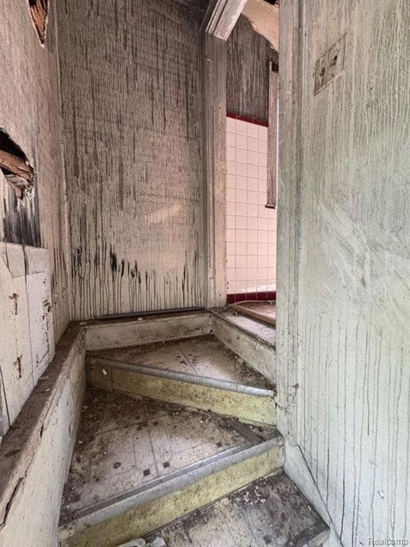 19552 Pelkey St, Detroit, MI 48205 - photo 5