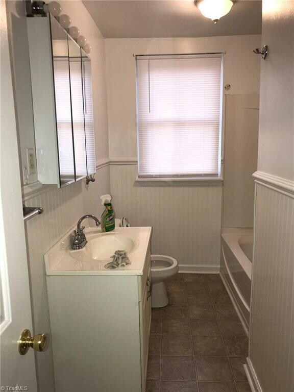 403 Gilmer Street Extension unit 3, Reidsville, NC 27320 - photo 6