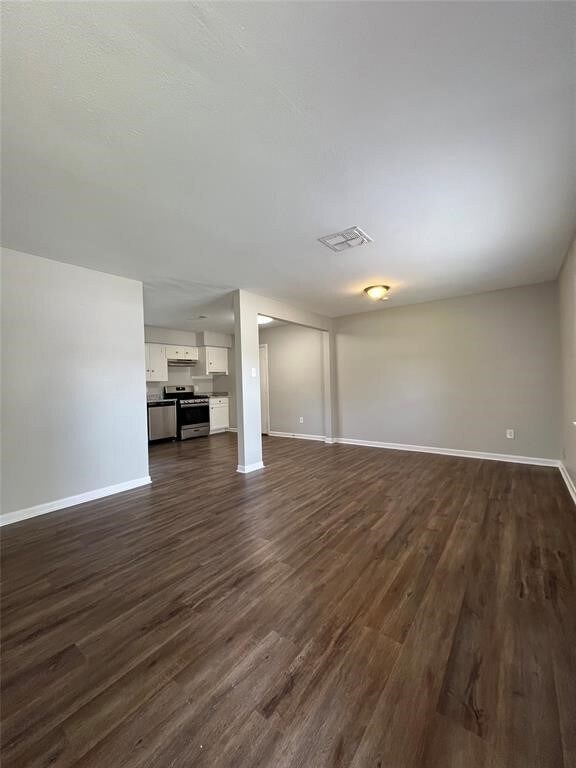 3918 Leffingwell St, Houston, TX 77026 - photo 6