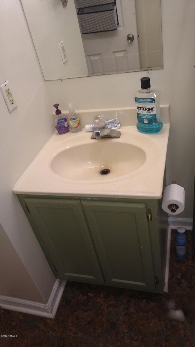 129 Greenford Place, Jacksonville, NC 28540 - photo 2