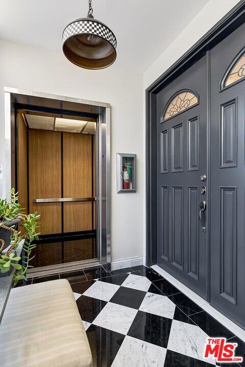 323 N Palm Dr unit 3, Beverly Hills, CA 90210 - photo 7