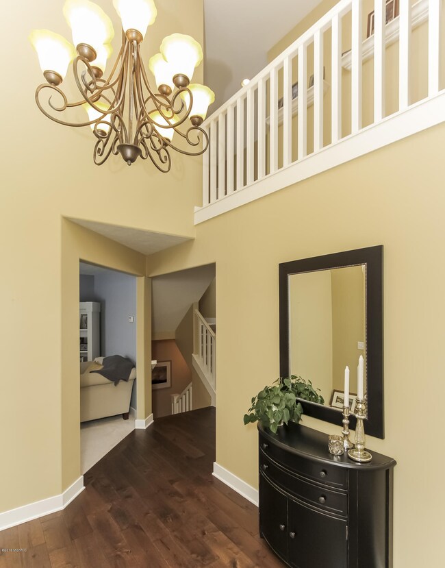 006-Foyer-2441525-large