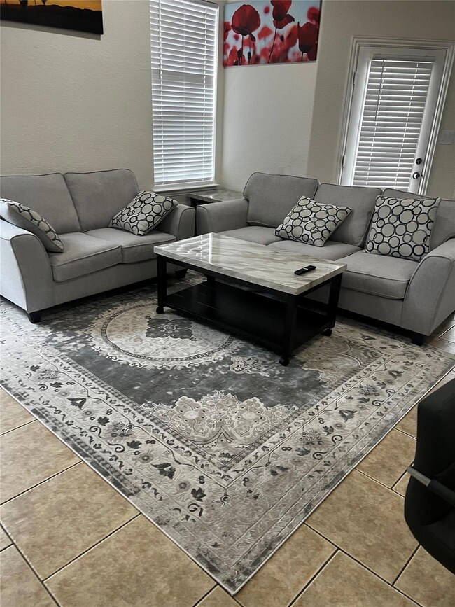 800 Chase Cir, Hurst, TX 76053 - photo 2