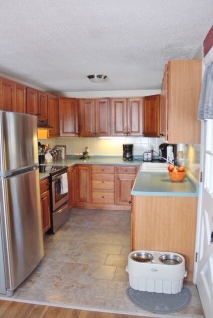 3 Marquis Ave, Claremont, NH 03743 - photo 3