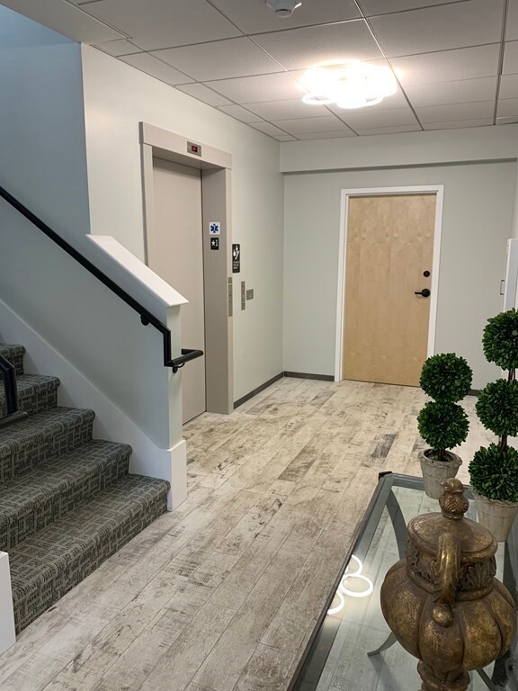 15 Oak St unit 301, Needham, MA 02492 - photo 6