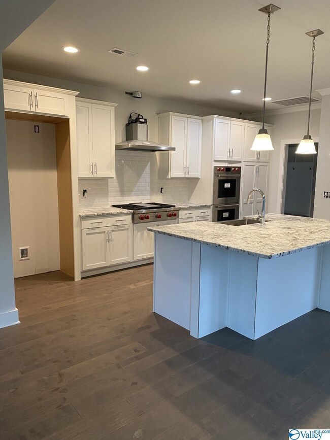 1526 Hammock St, Huntsville, AL 35811 - photo 2