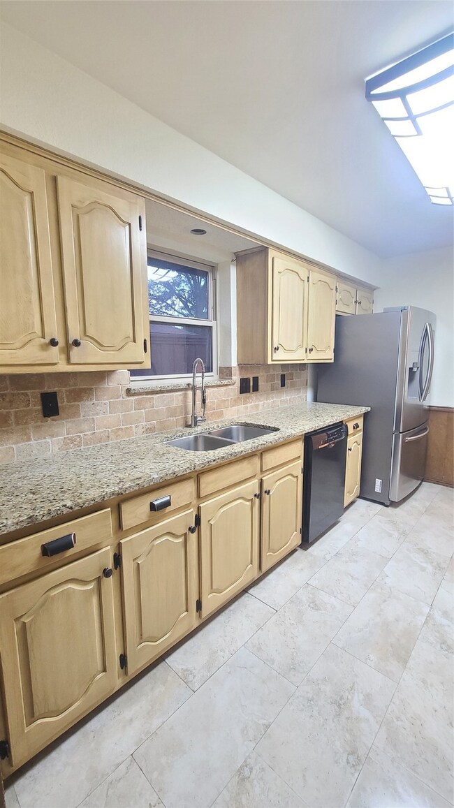 2728 Cross Bend Rd, Plano, TX 75023 - photo 6