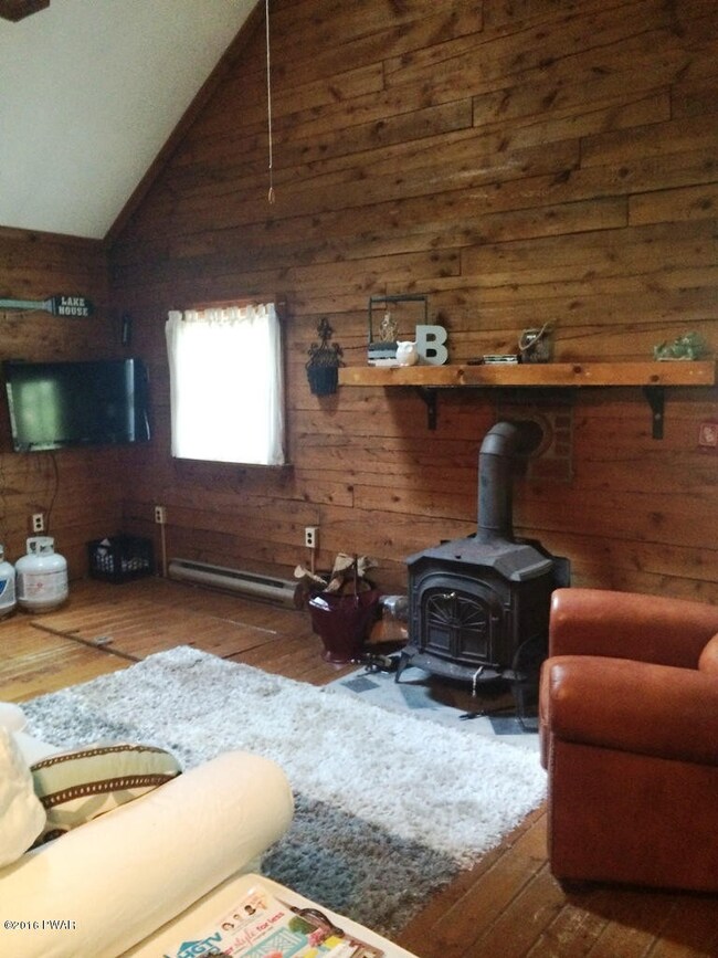 22 Bear Rock Rd, Lake Ariel, PA 18436 - photo 7