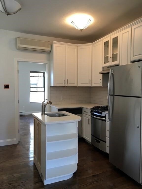 18 Stillman St unit 4, Boston, MA 02113 - photo 2