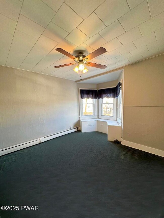 1105 1105 12 Rundle unit 1/2, Afton, PA 18504 - photo 7