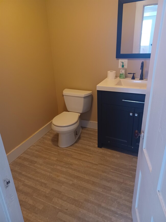 7 Maple St, Winchester, NH 03470 - photo 4